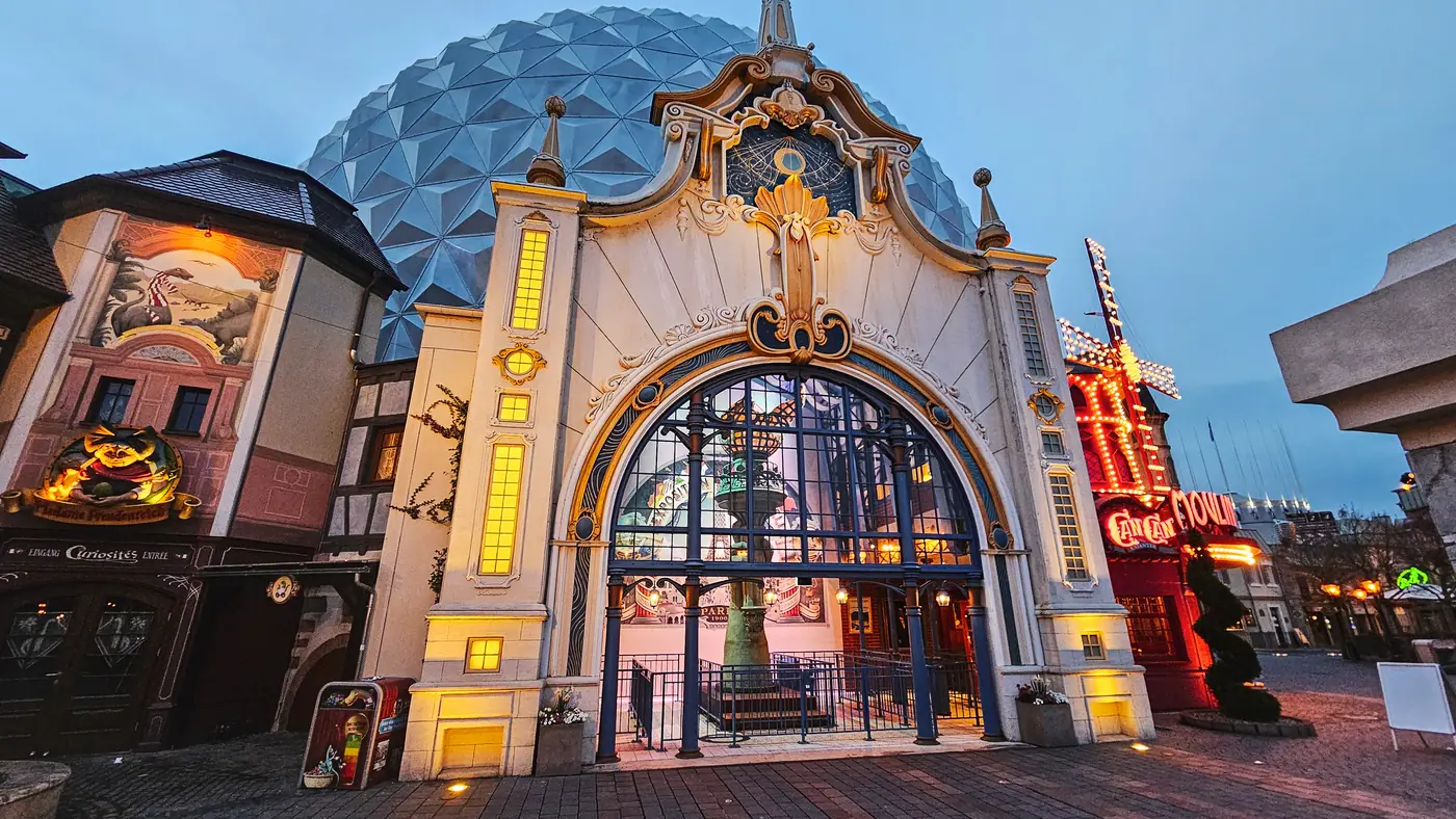 CANCAN COASTER — main photo