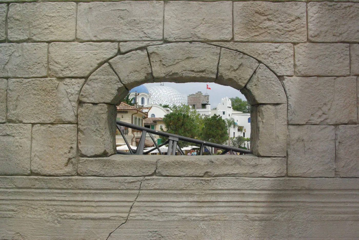VOLTRON NEVERA — main photo